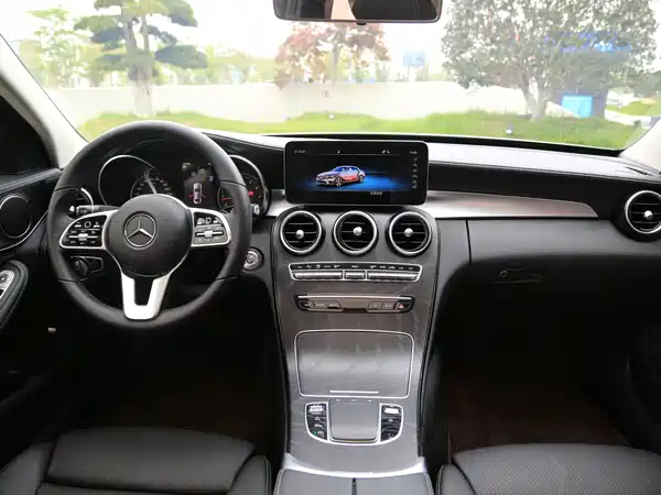 Mercedes-Benz C-Class 2019