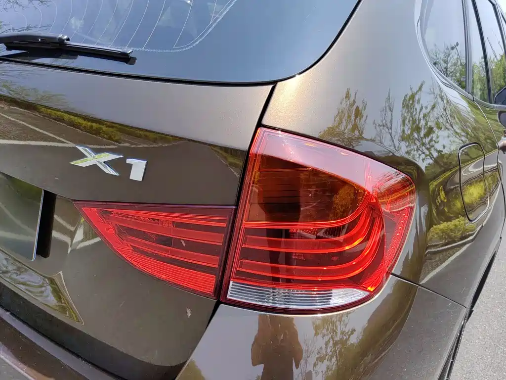 BMW X1 2014 — фото 22