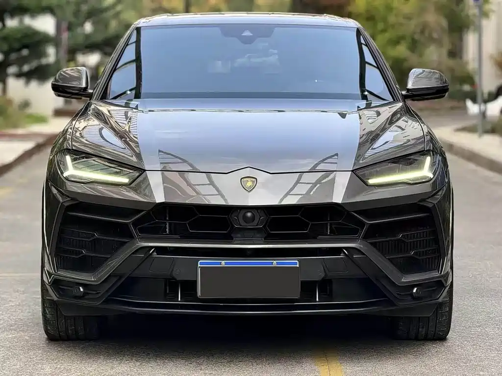Lamborghini Urus 2019 — фото 2