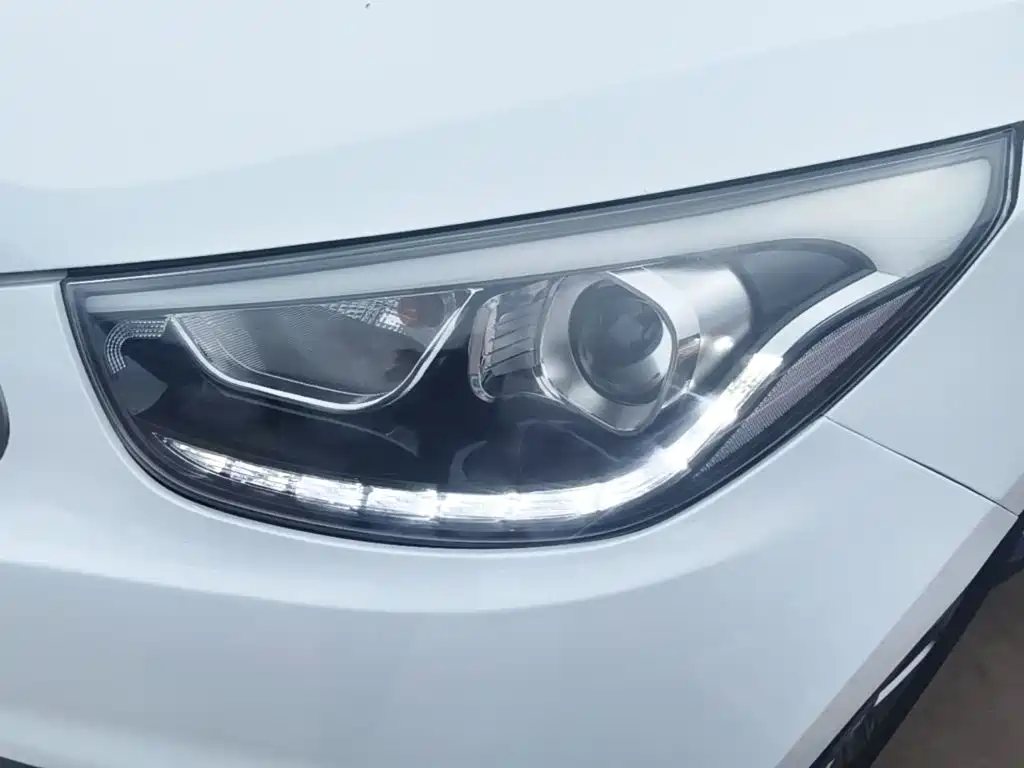Hyundai ix35 2015 — фото 18