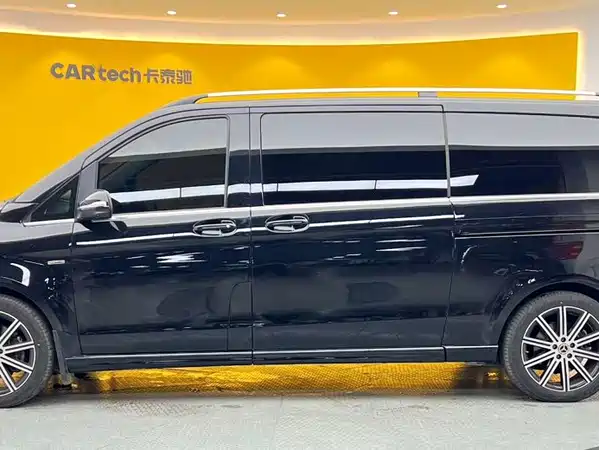 Mercedes-Benz V-Class 2025