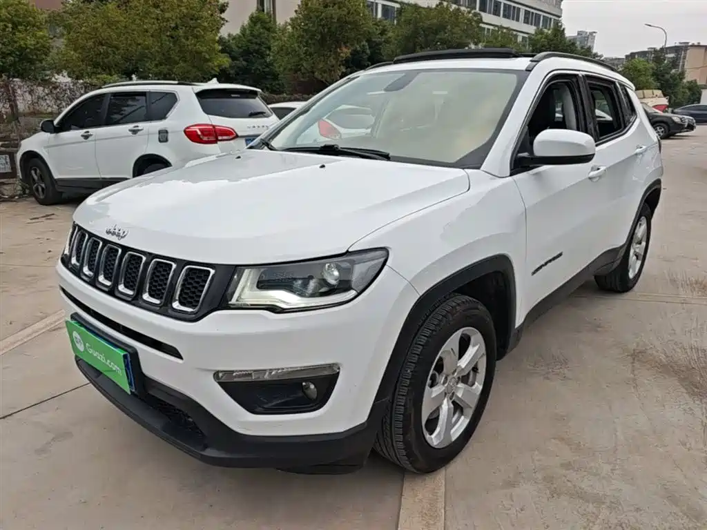 Jeep Compass 2020 — фото 2