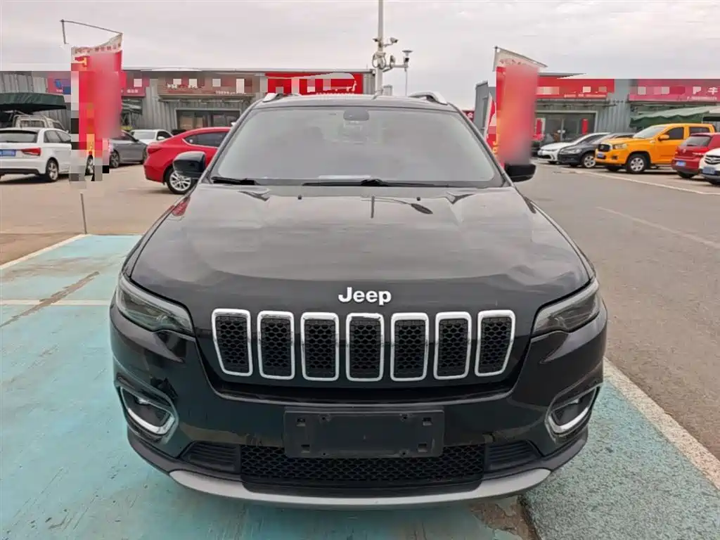 Jeep Cherokee 2019 — фото 3