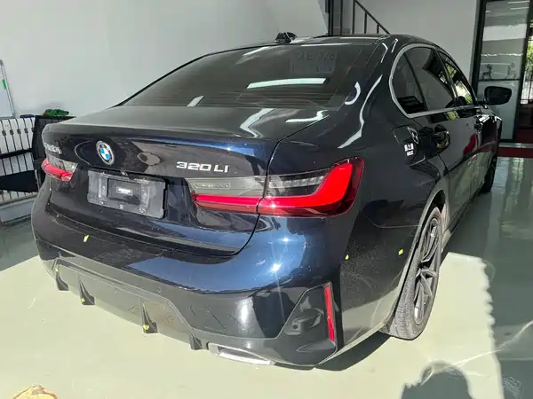 BMW 3 Series 2023