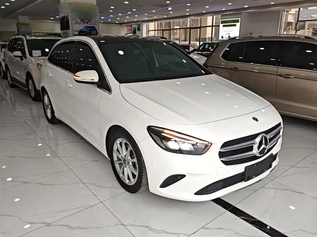 Mercedes-Benz B-Class 2020 — фото 4