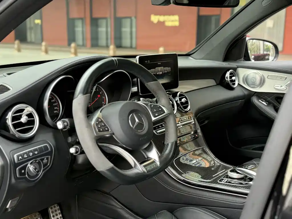 Mercedes-Benz GLC Coupe AMG 2020 — фото 21