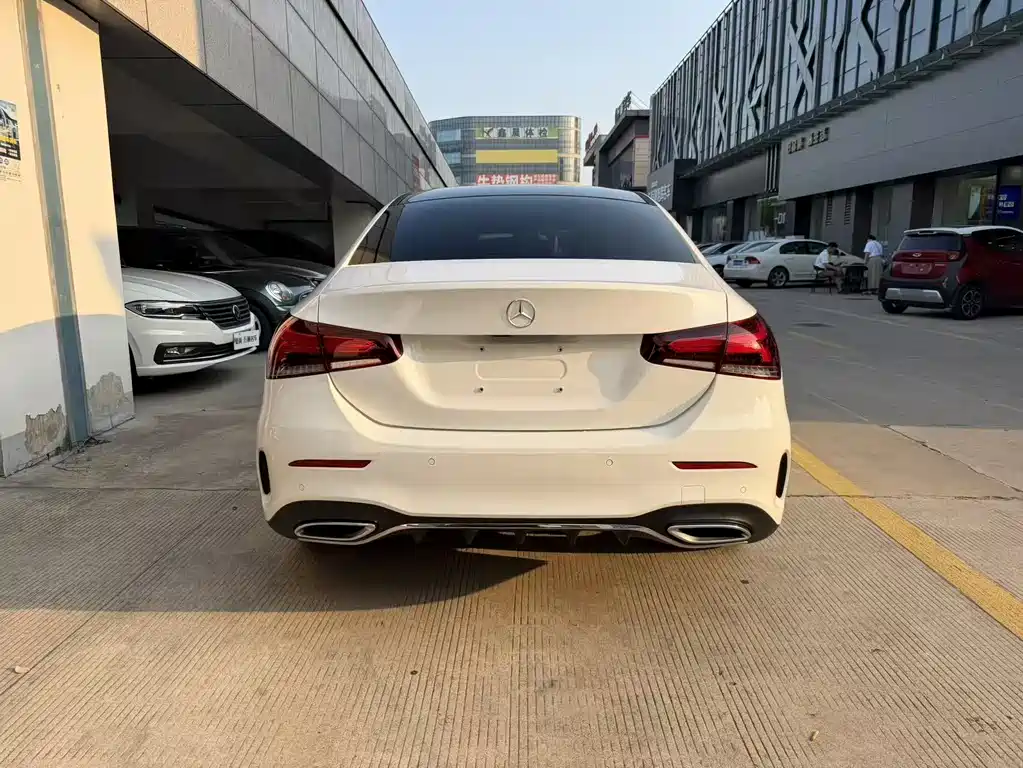 Mercedes-Benz A-Class 2023 — фото 4