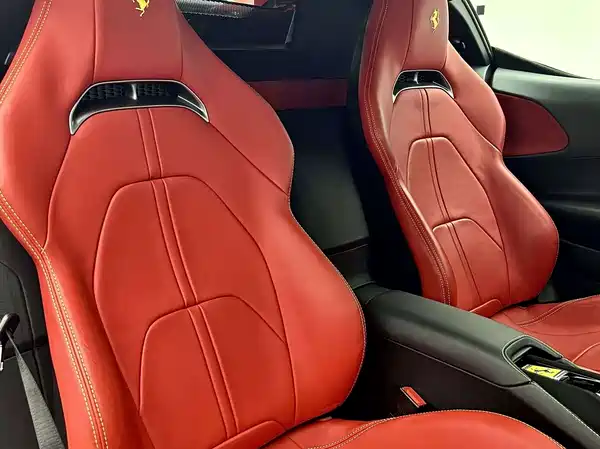 Ferrari SF90 2021