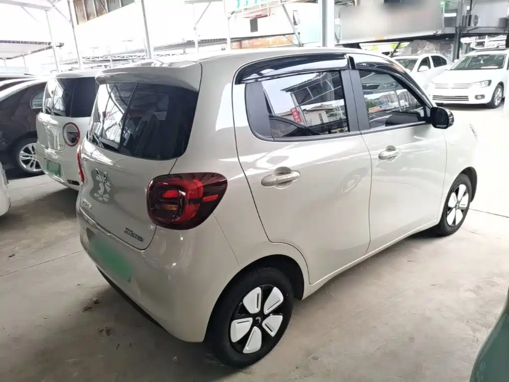 Wuling Hongguang MINIEV 2025