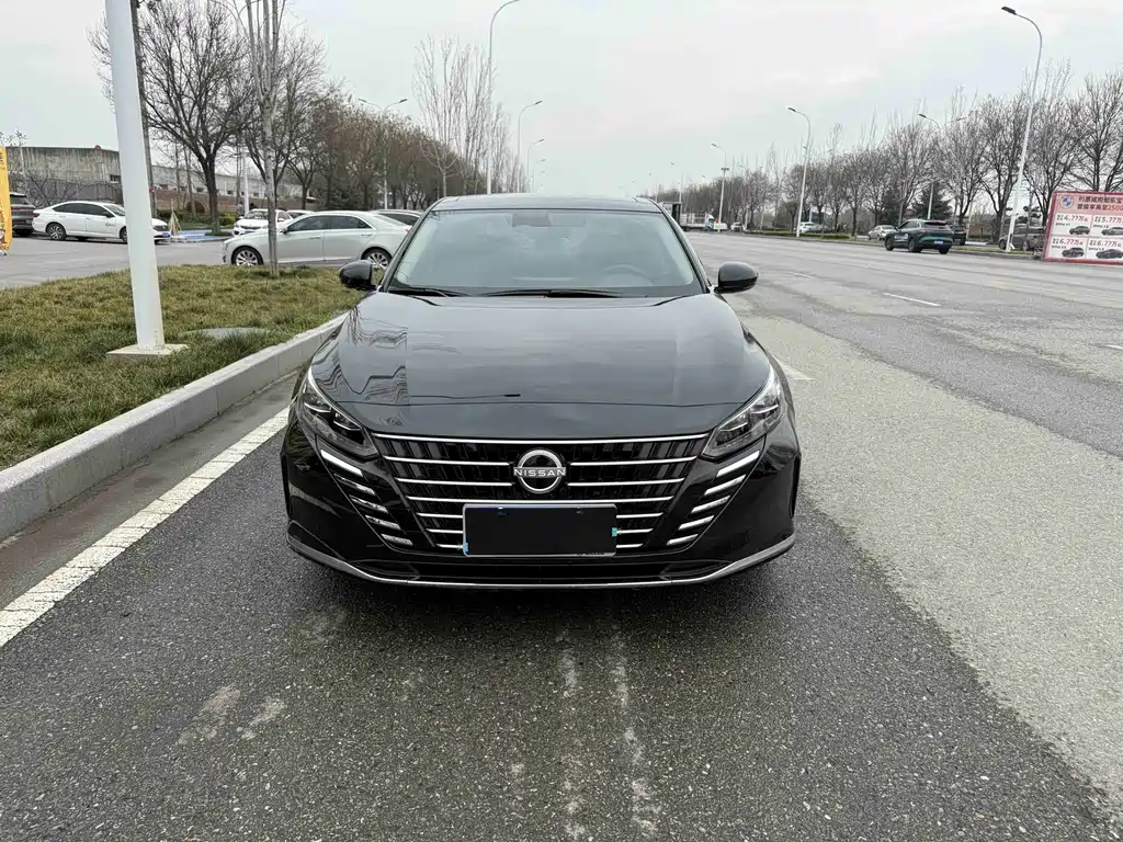 Nissan Teana 2024