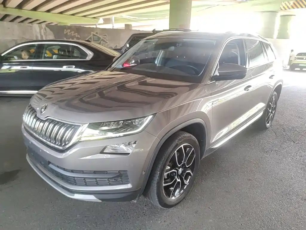 Skoda Kodiaq 2021 — фото 1