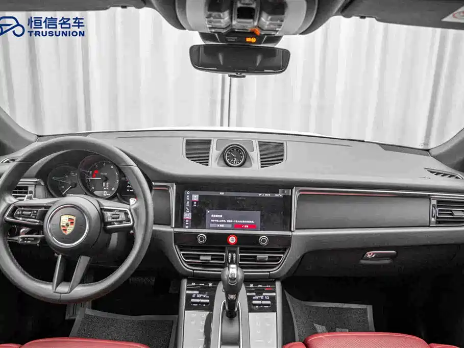 Porsche Macan 2023 — фото 13