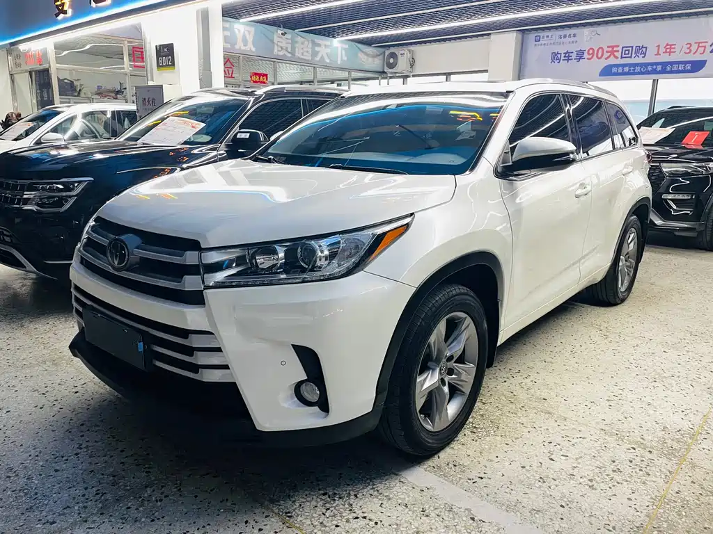 Toyota Highlander 2018 — фото 2