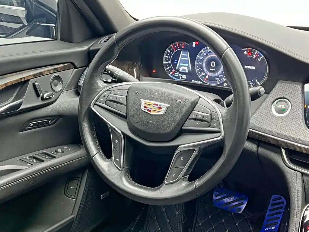 Cadillac CT6 2022 — фото 20