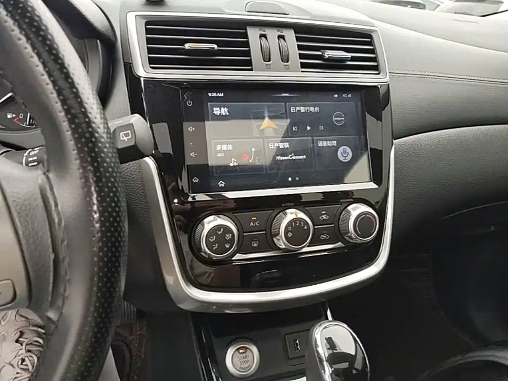 Nissan Tiida 2019 — фото 13