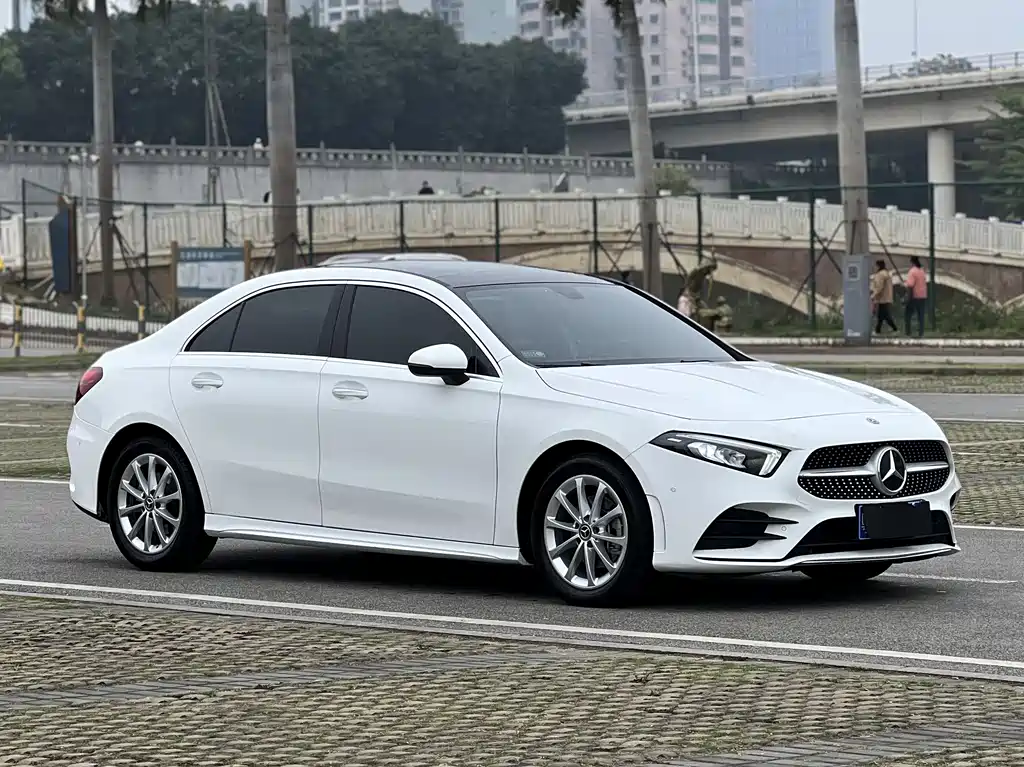 Mercedes-Benz A-Class 2020 — фото 2