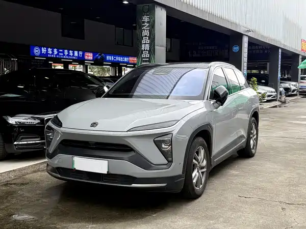 NIO ES6 2020