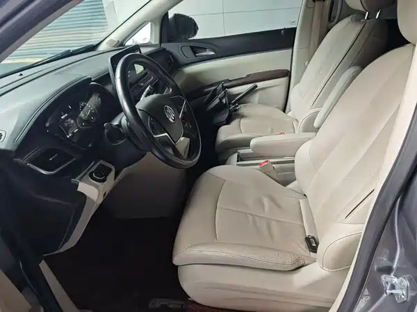 Buick GL8 2020