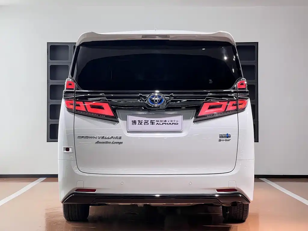 Toyota Vellfire 2022