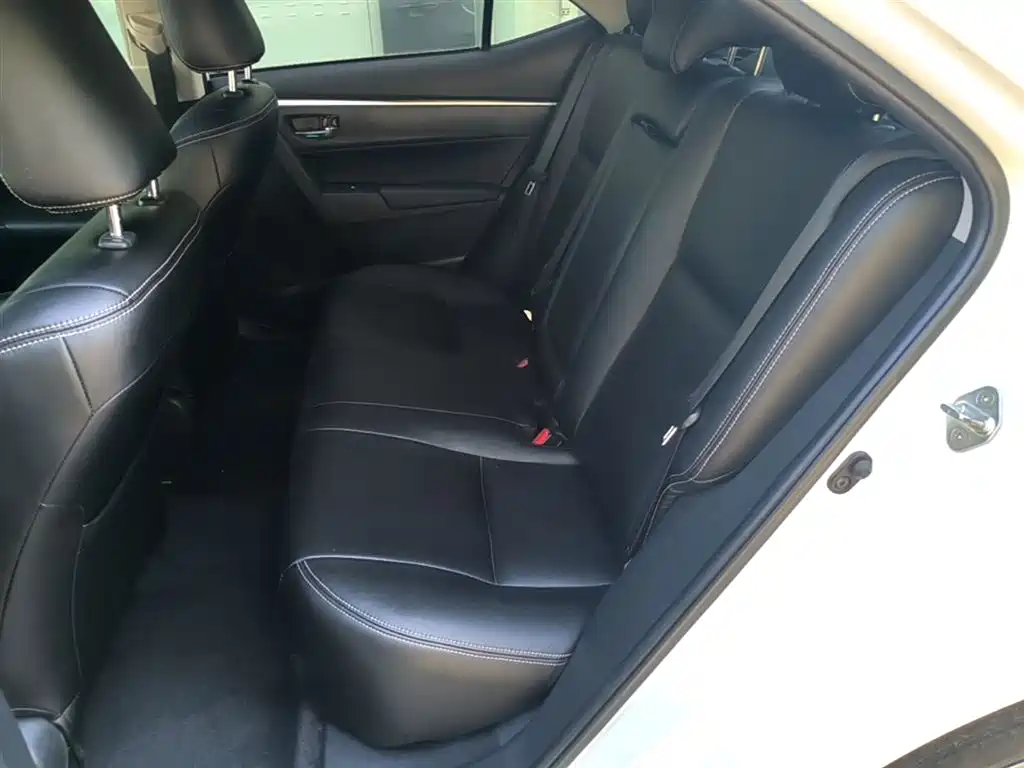 Toyota Corolla 2019 — фото 16