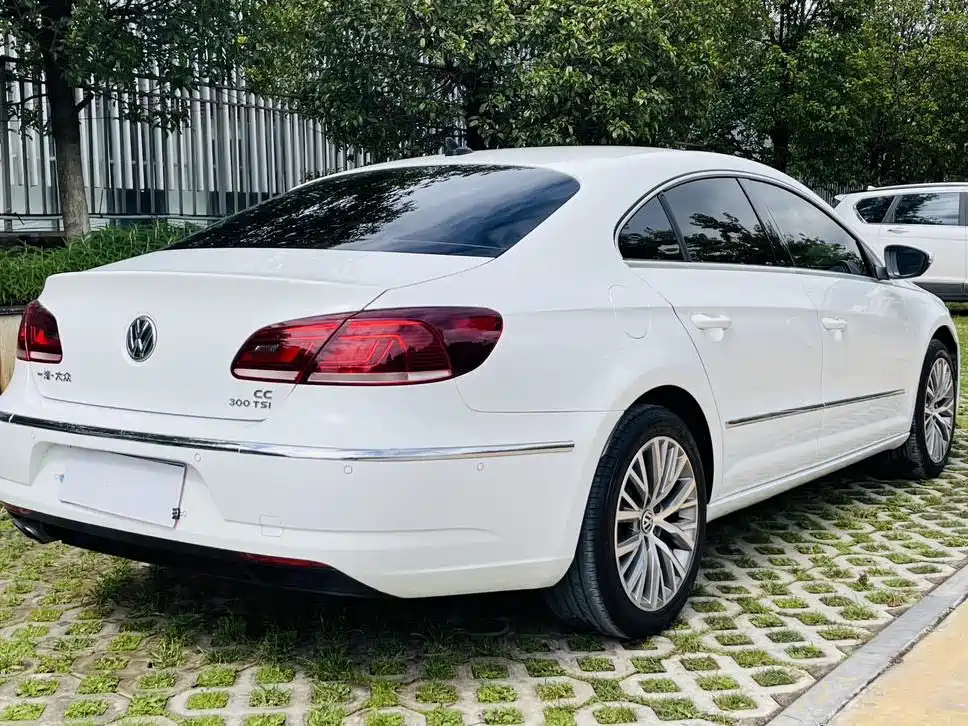 Volkswagen CC 2018 — фото 2