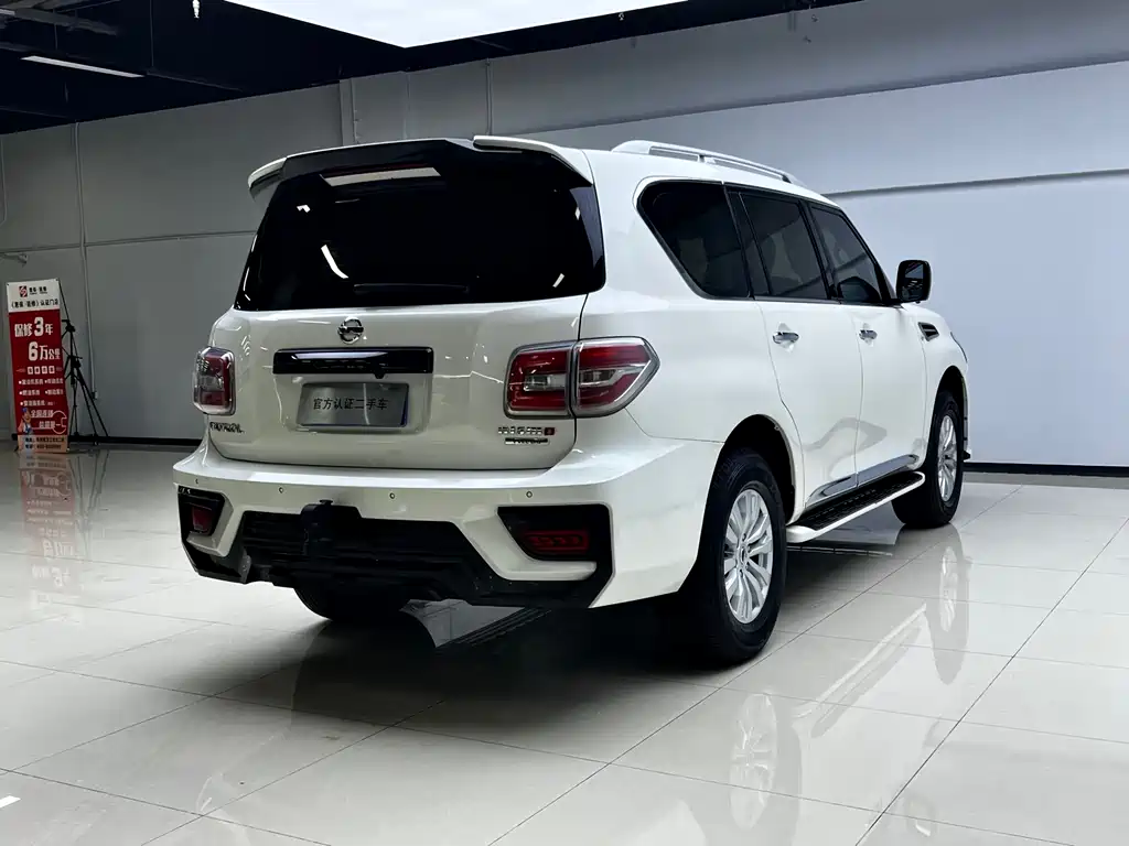Nissan Patrol 2017 — фото 15