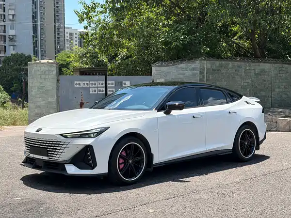 Changan UNI-V 2022