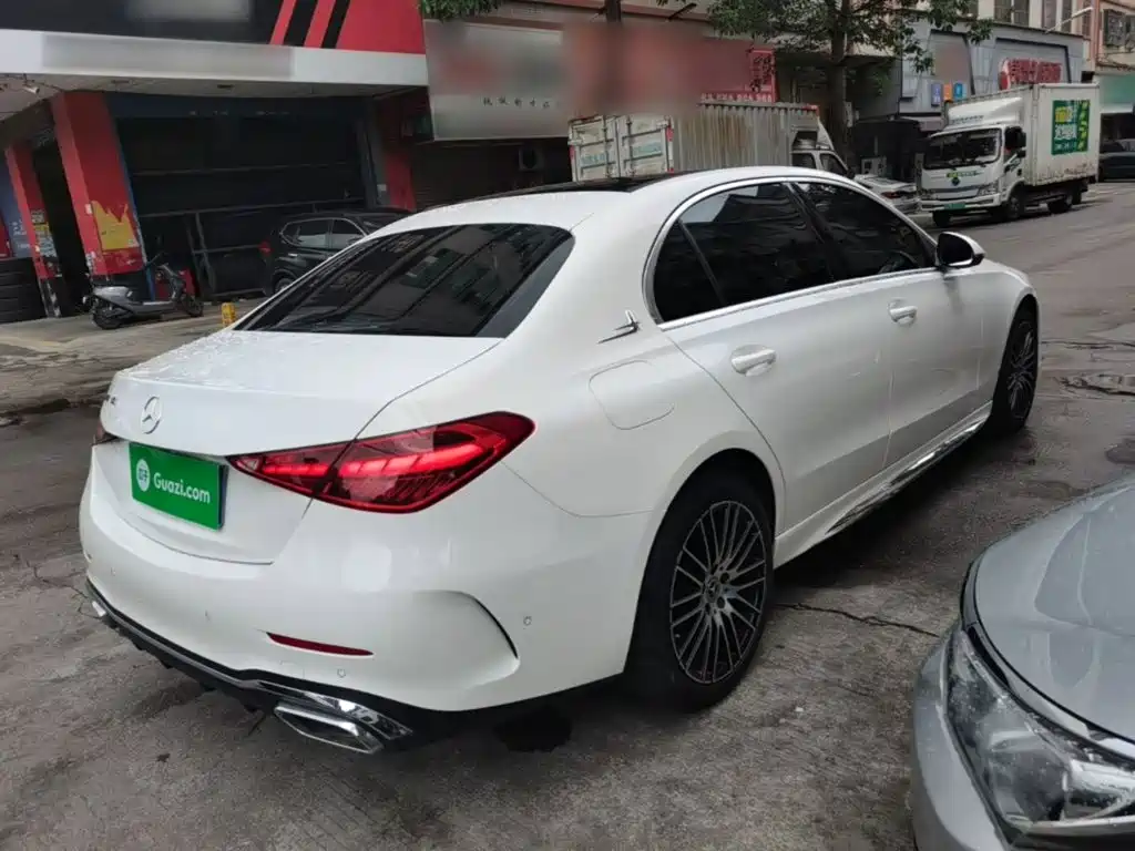 Mercedes-Benz C-Class 2022