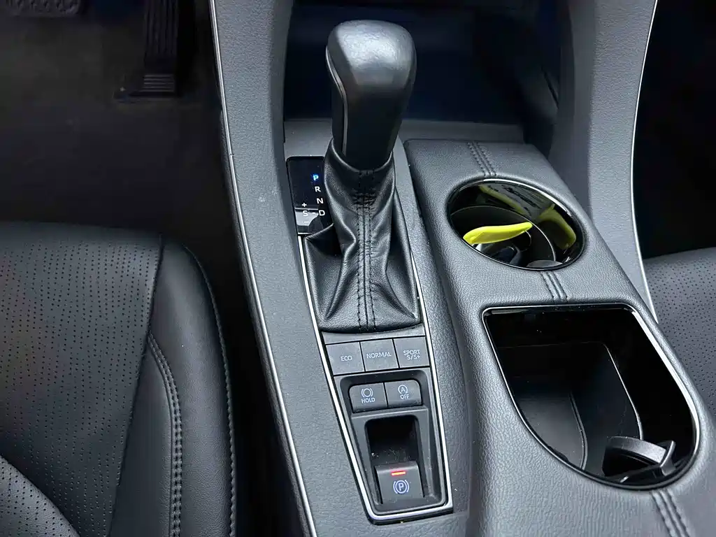 Toyota Avalon 2022 — фото 18