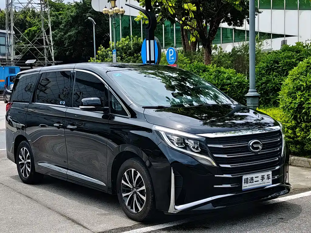 GAC Trumpchi M8 2022 — фото 3