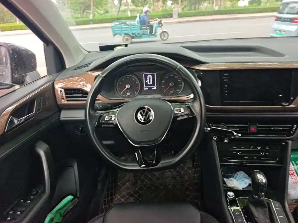 Volkswagen Tharu 2021
