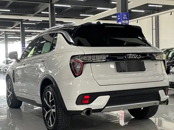 Lynk & Co 01 2017