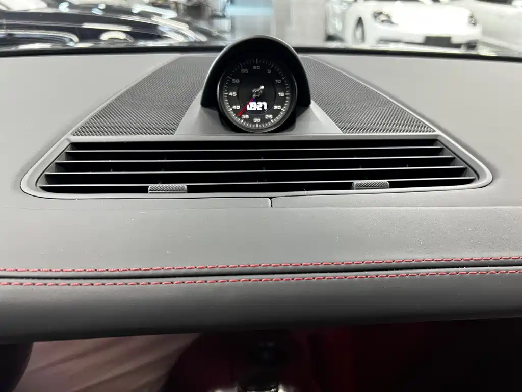 Porsche Panamera 2020 — фото 10