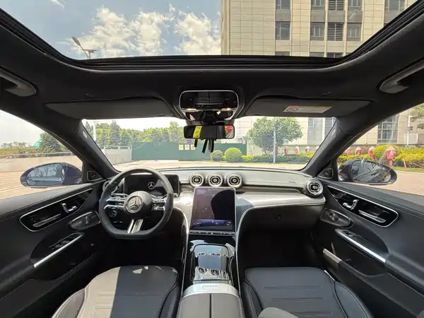 Mercedes-Benz C-Class 2023