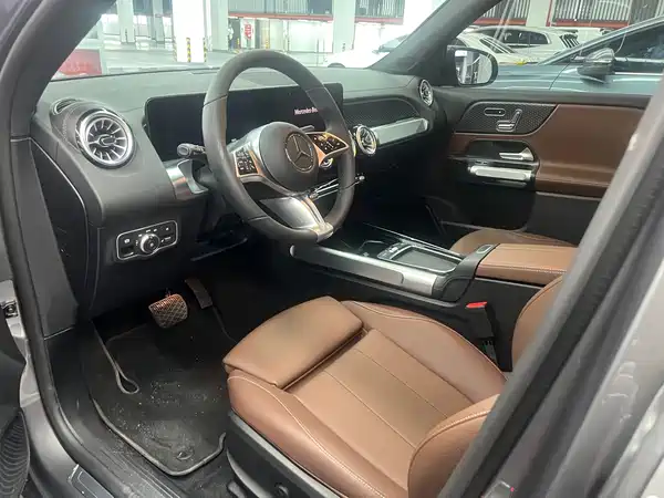 Mercedes-Benz EQB 2026