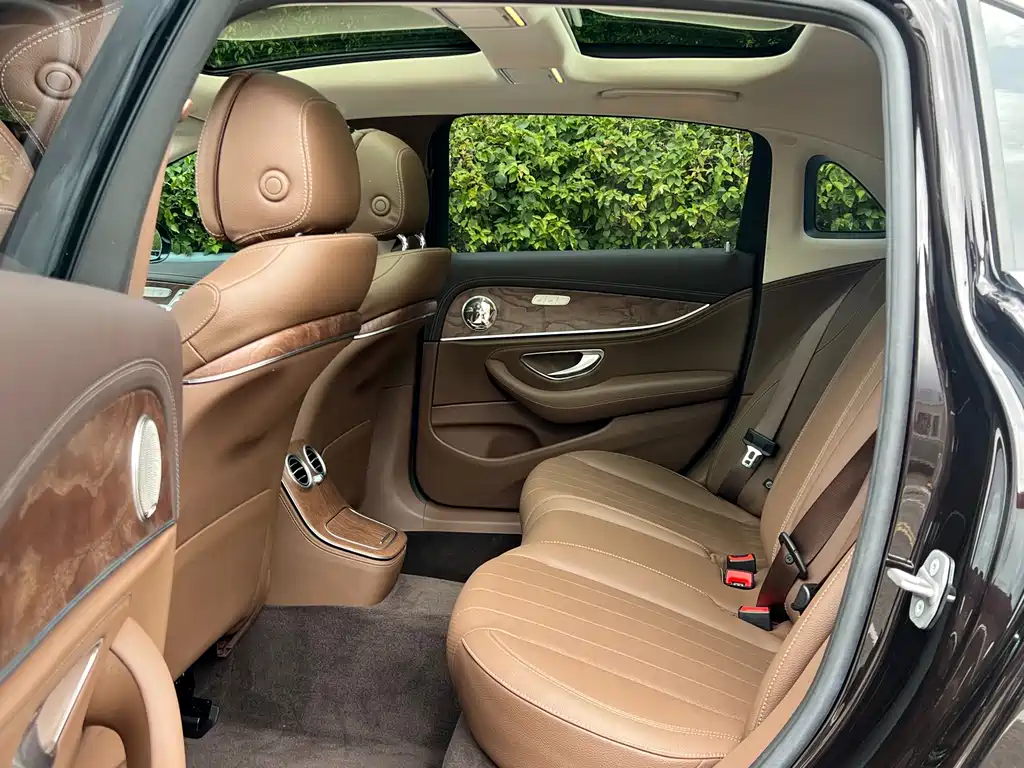 Mercedes-Benz E-Class 2023