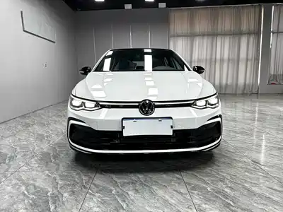 Volkswagen Golf 2023