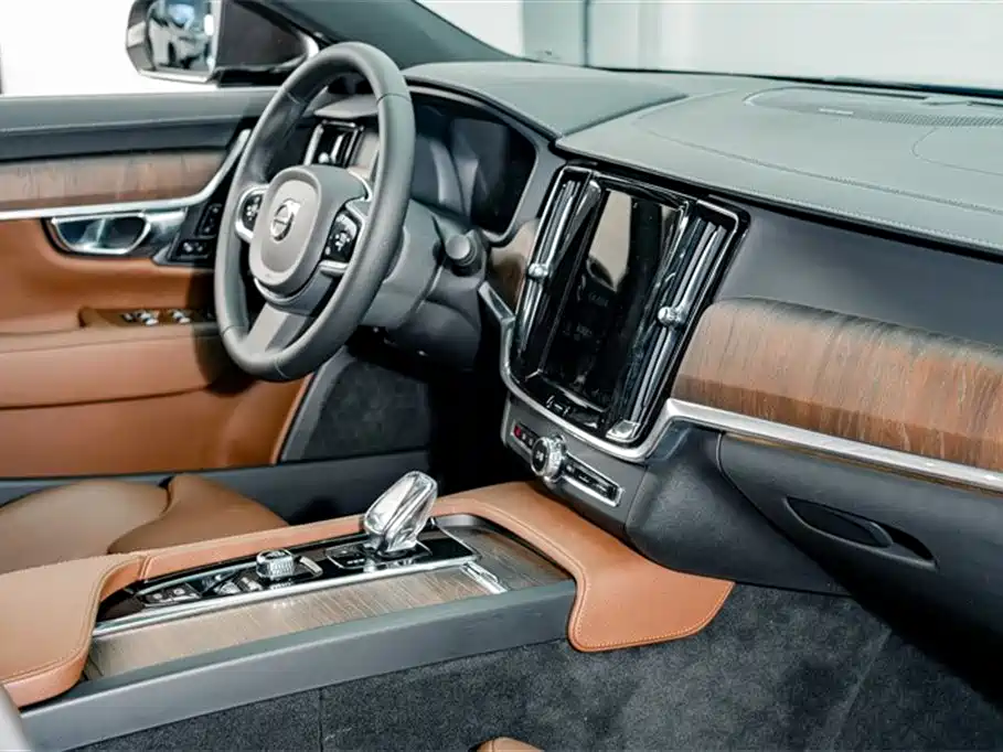 Volvo S90 2021 — фото 18