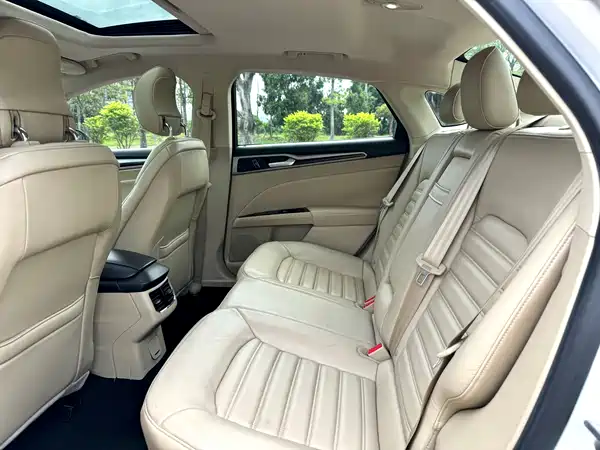 Ford Mondeo 2013