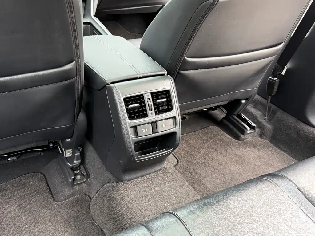 Honda Inspire 2022 — фото 15
