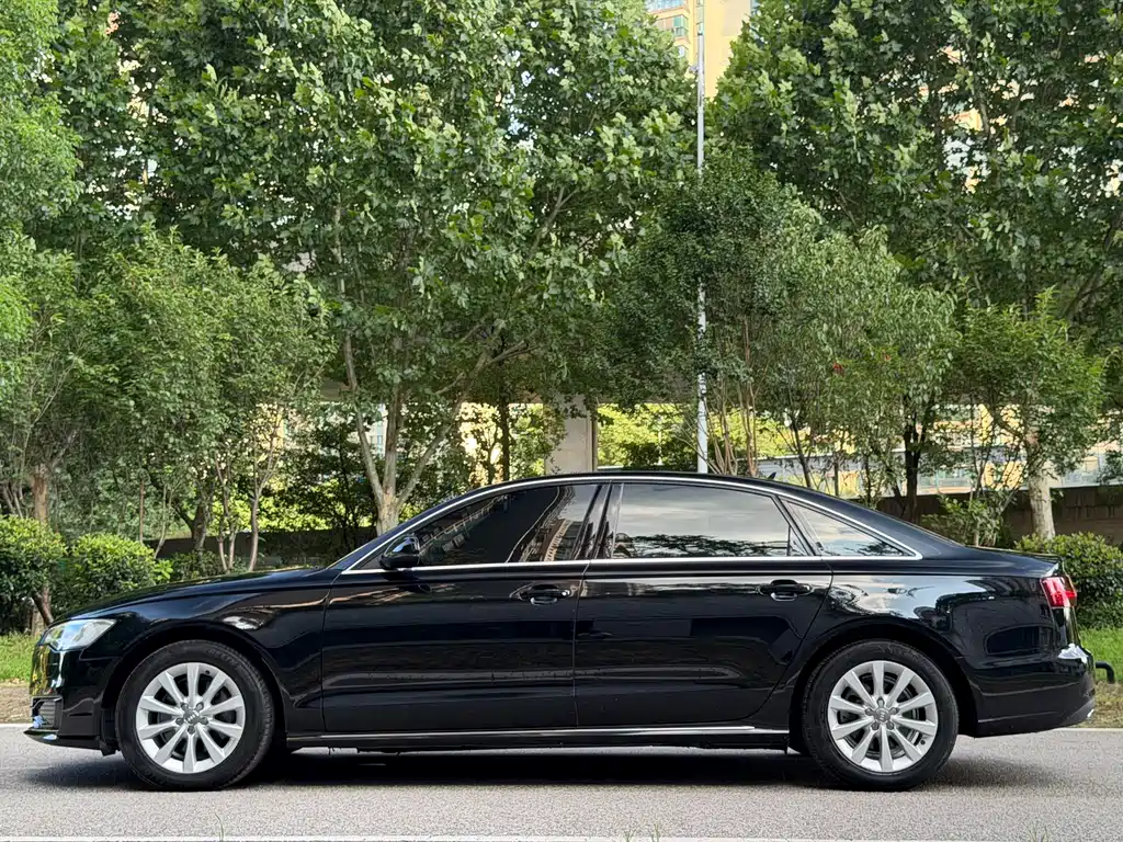Audi A6L 2016