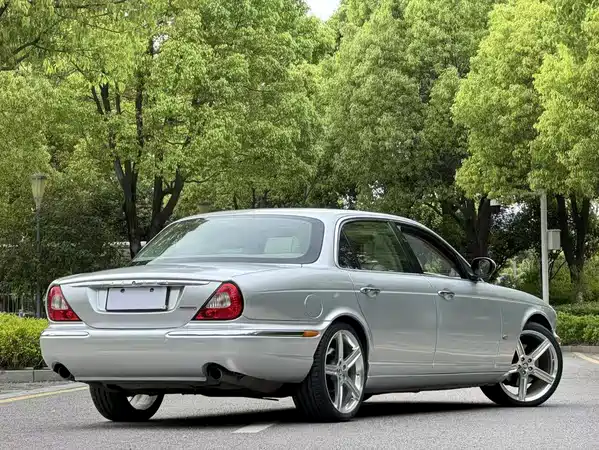 Jaguar XJ 2007