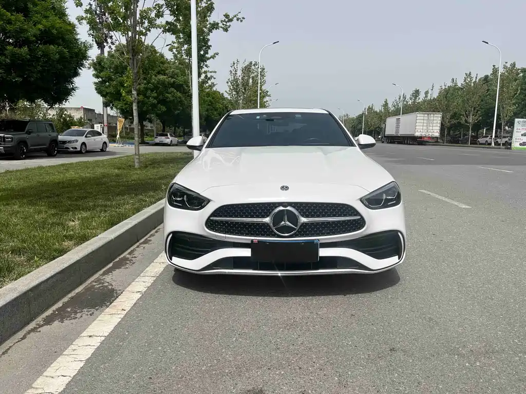 Mercedes-Benz C-Class 2021