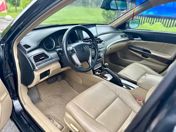 Honda Accord 2010