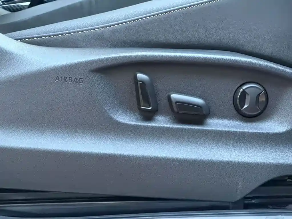 Volkswagen Tiguan L 2021 — фото 13