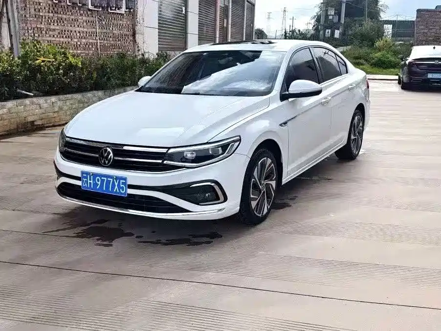 Volkswagen Bora 2023