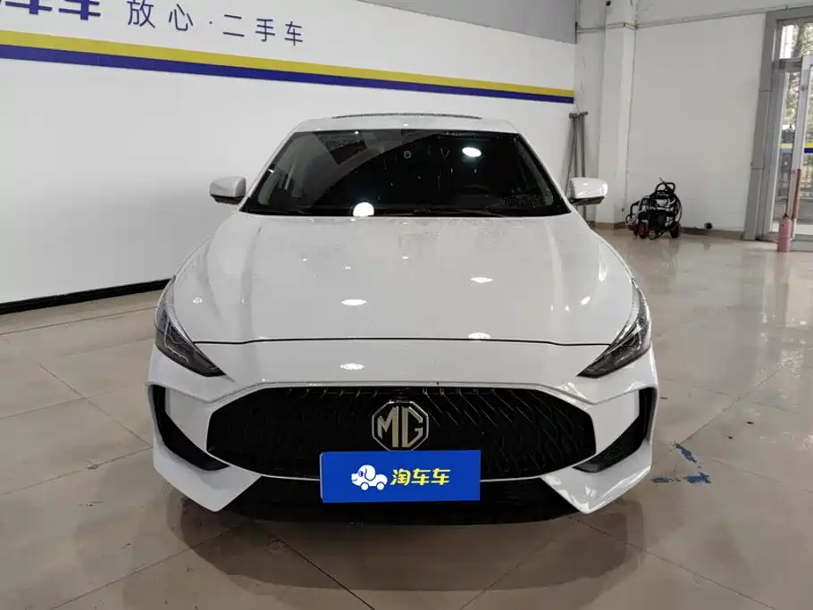 MG MG5 2021