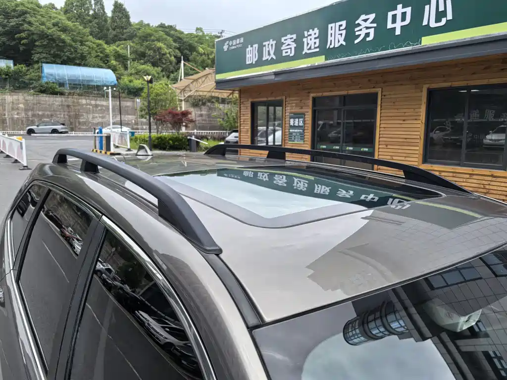 Subaru Forester 2018 — фото 13