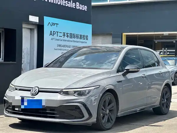 Volkswagen Golf 2023