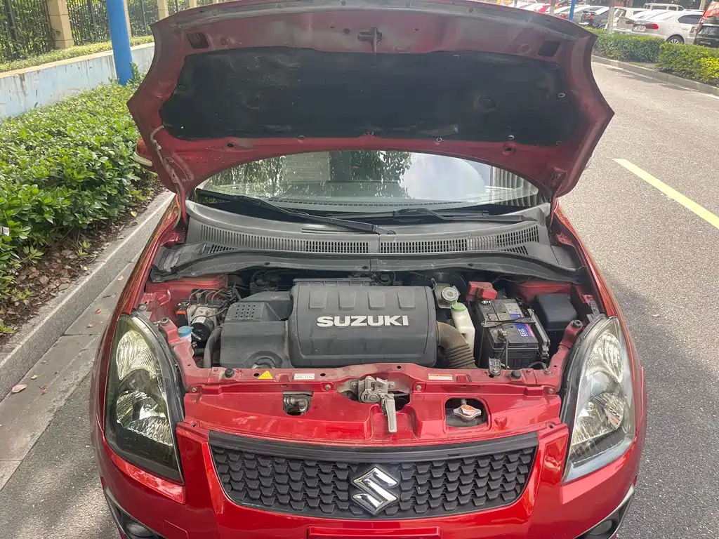 Suzuki Swift 2017 — фото 13